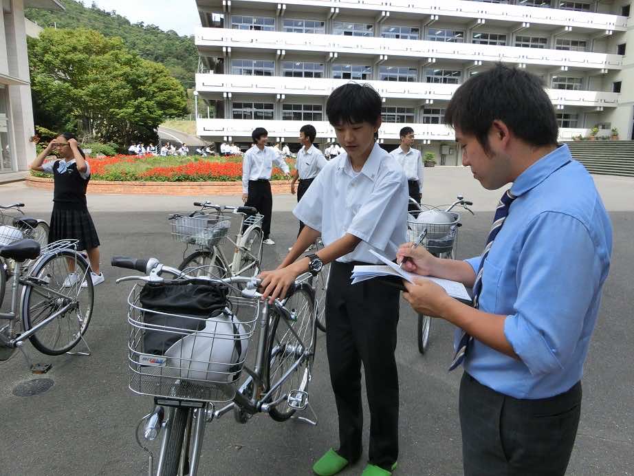 2016/10/07　中間考査最終日・自転車点検