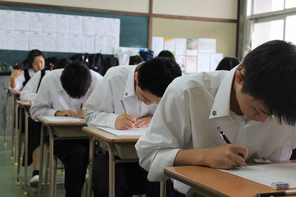 2017/05/09　中間考査1日目