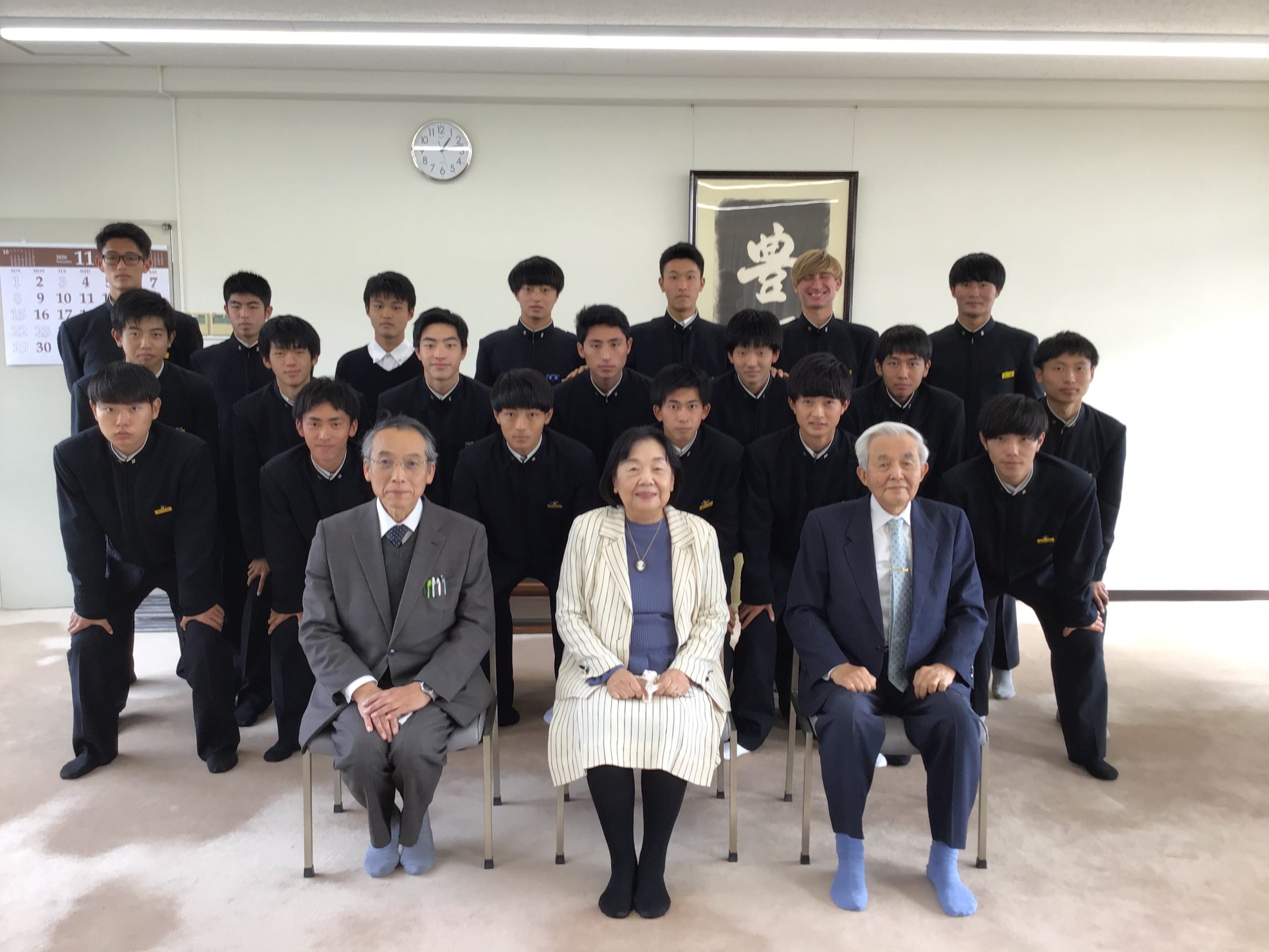 2020/11/12 サッカー部　理事長優勝報告会