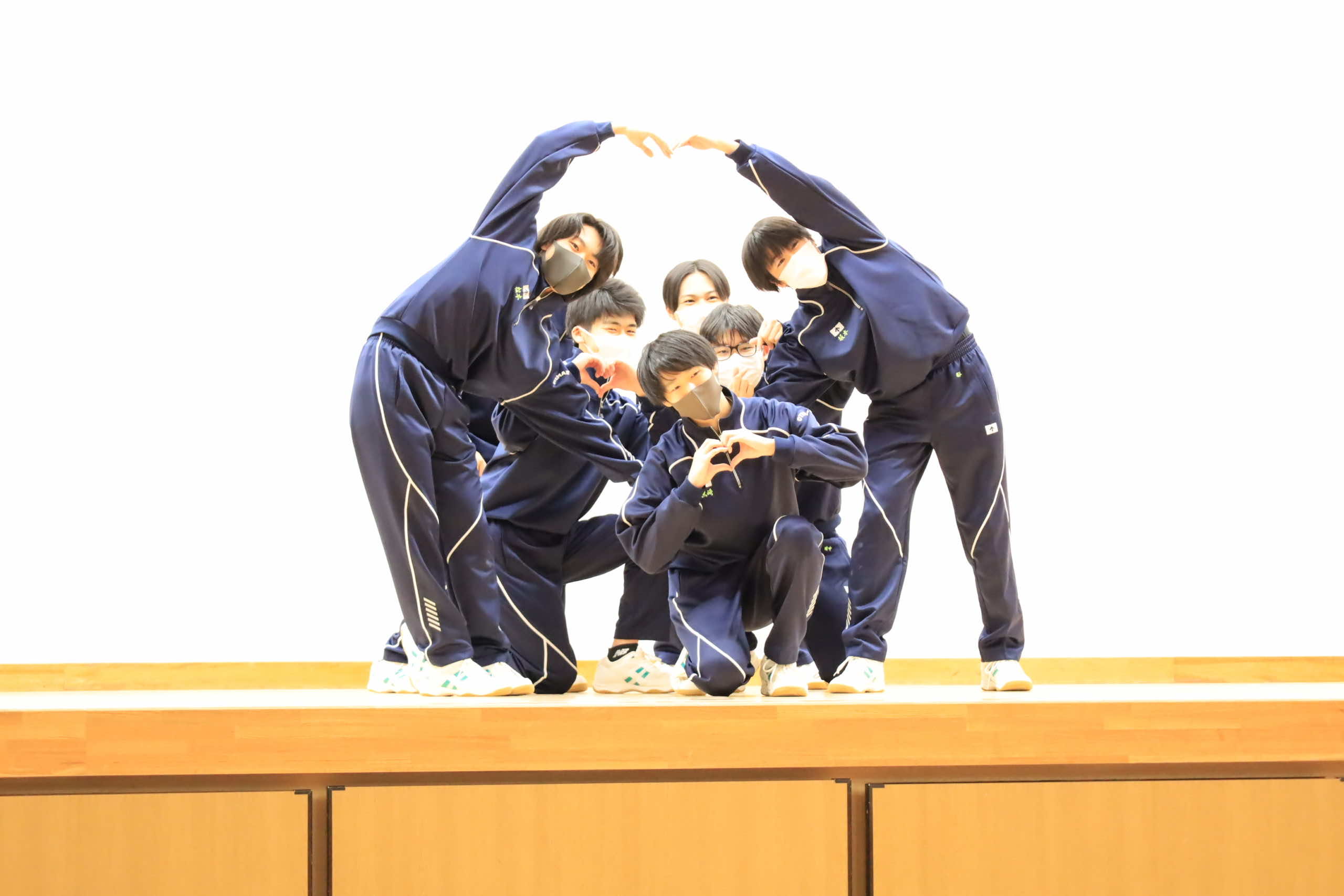 2022/12/16　高３ダンス発表・高２探究学習