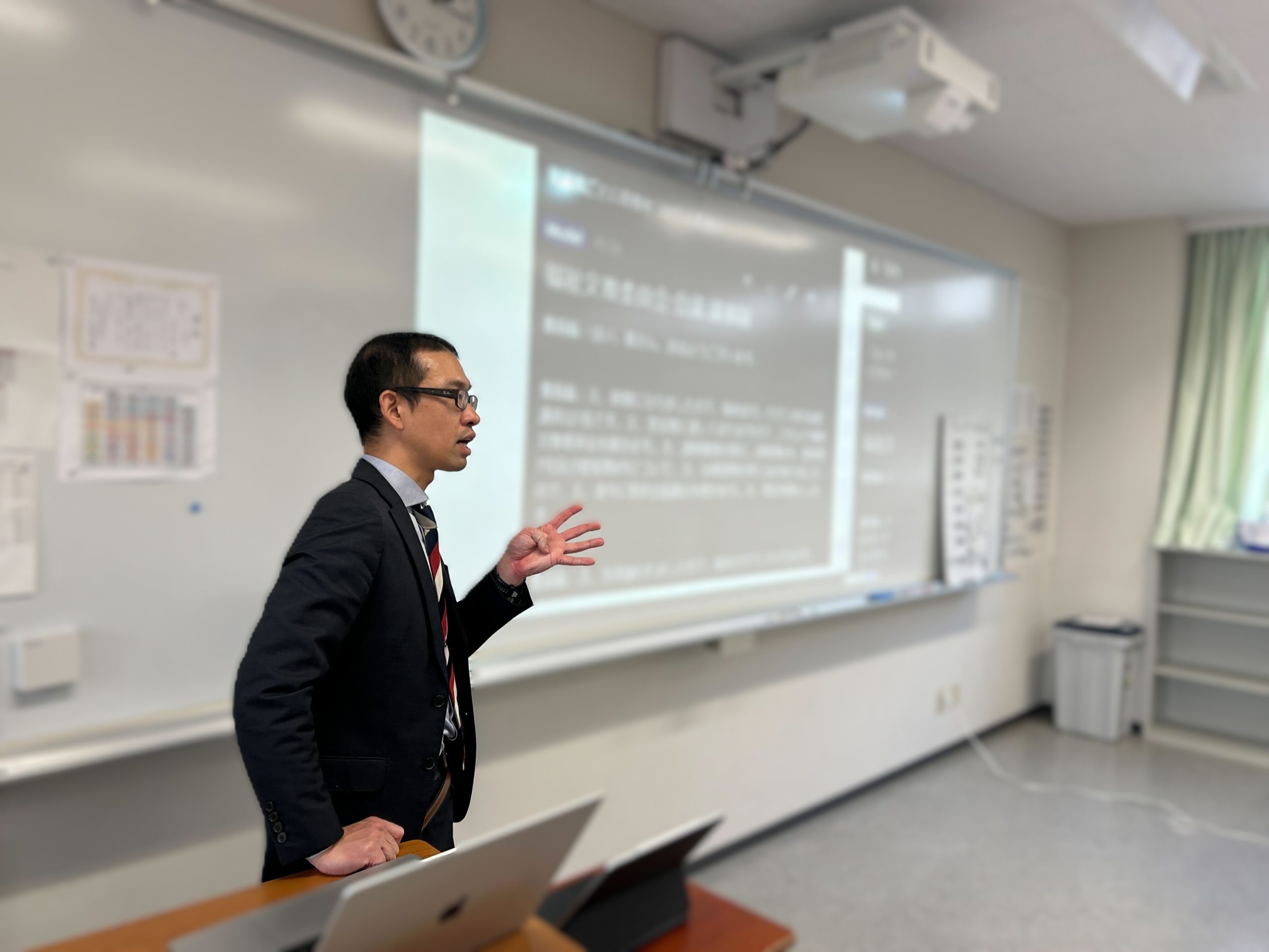 合田先生による「生成AI研修」を実施しました | 大手前高松中学・高等学校