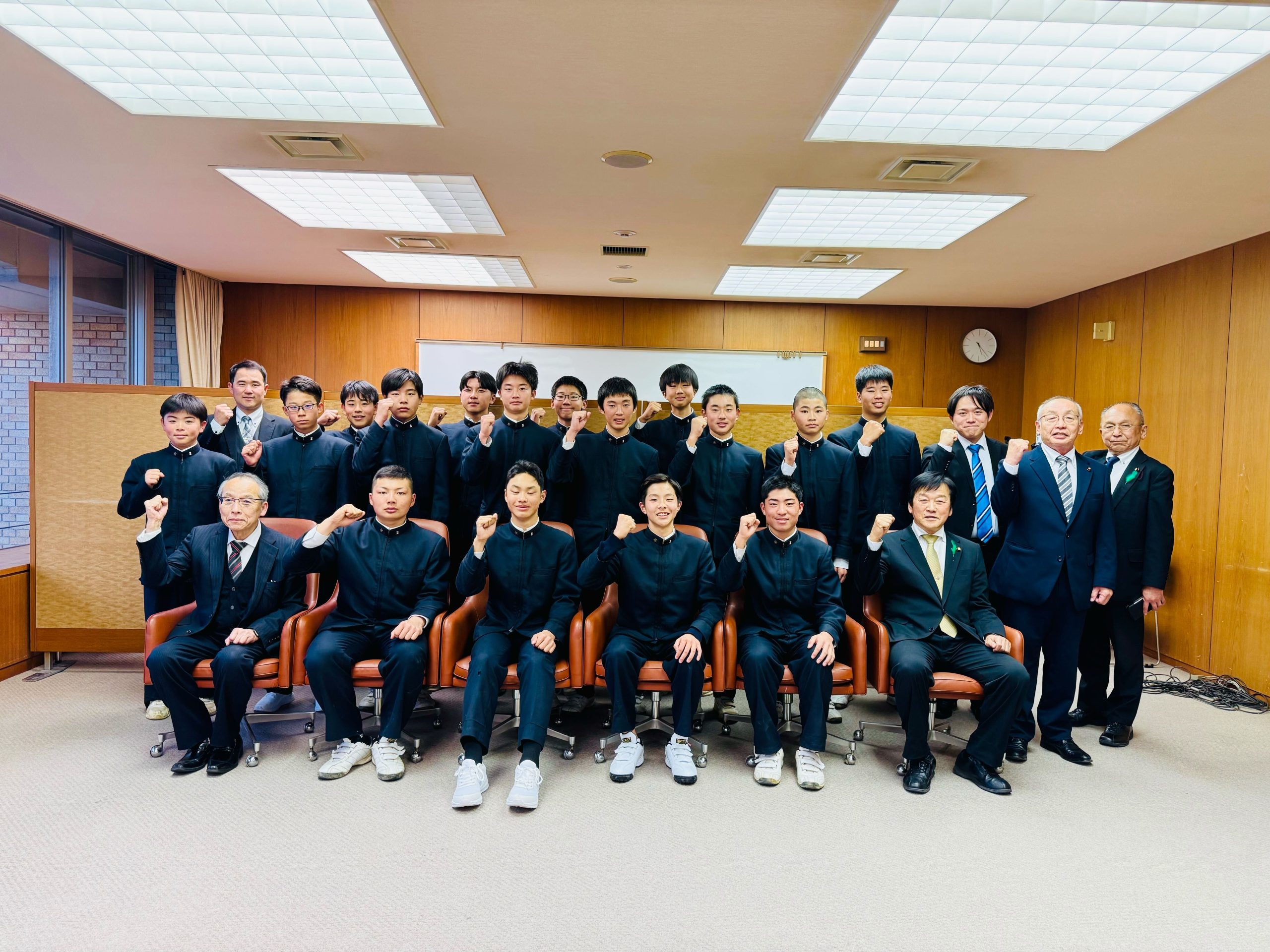高松市長・高松市議長を表敬訪問しました