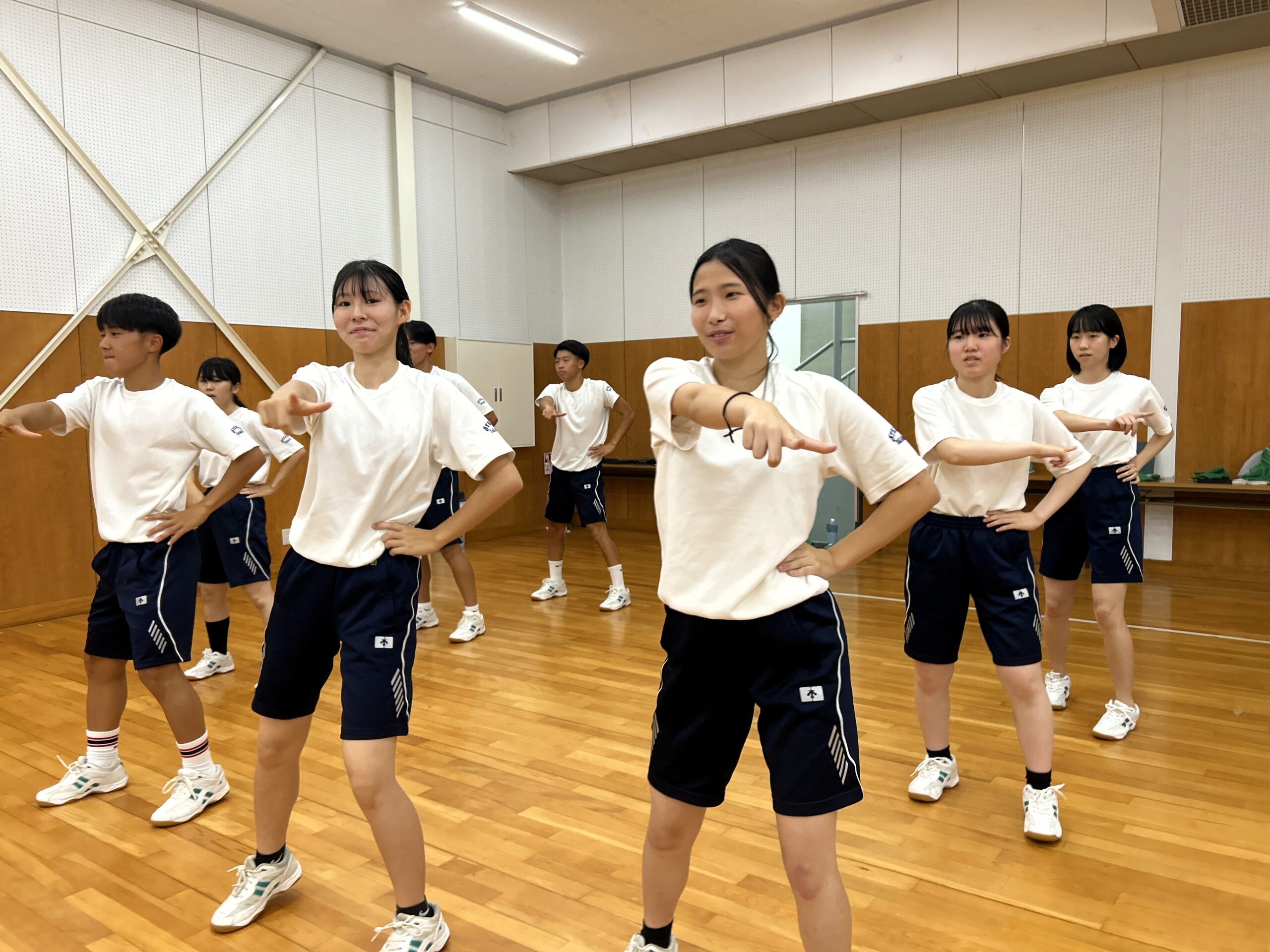 高3体育ダンス選択者による発表会