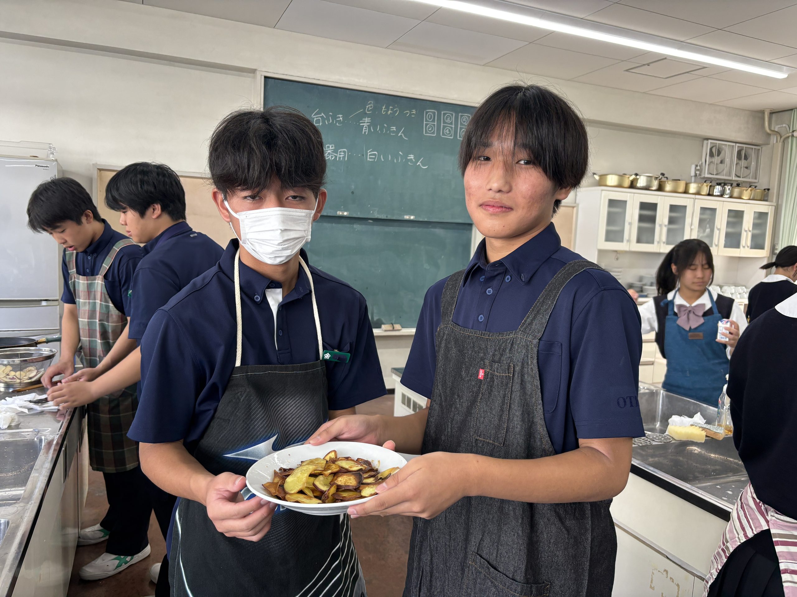 育てる学びから、価値を創る学びへ【未来探究iコース】